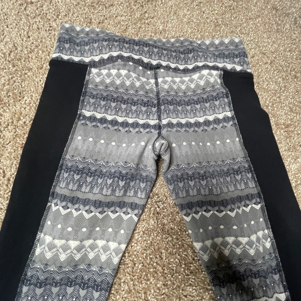Alo Yoga Leggings Medium‎ Gray Black Patterned Activewear Athletic Pants - Picture 5 of 6